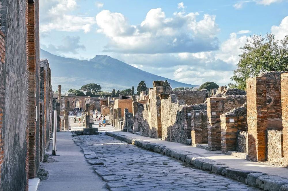 Review Wisata Pompeii Menjelajahi Kota Romawi Kuno Italia