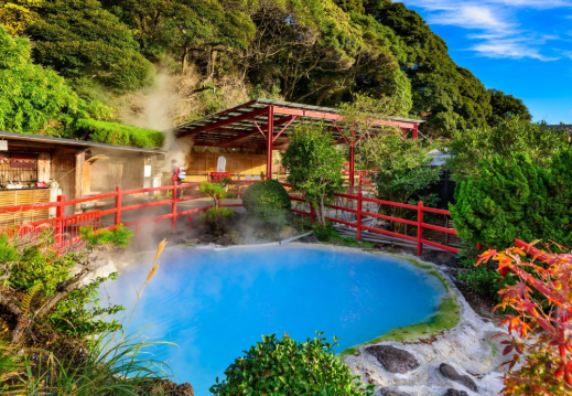 nikmati-pemandangan-onsen-di-jepang-yang-khas