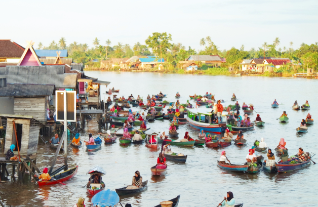 eksotisme-pasar-terapung-lok-baintan-kalimantan
