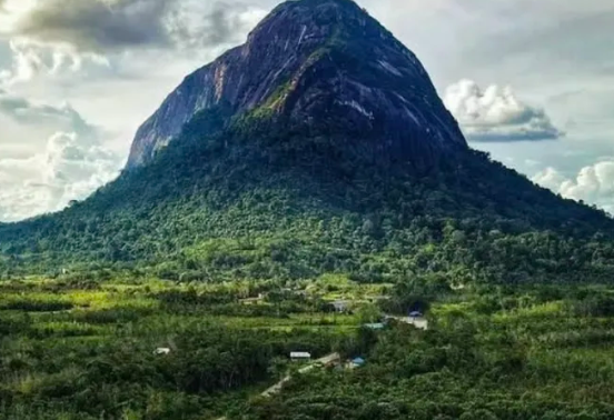 Wisata Permata Tersembunyi dengan Panorama Paling Indah
