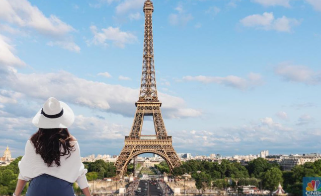Review Wisata Menarik Di Menara Eiffel Paris Prancis